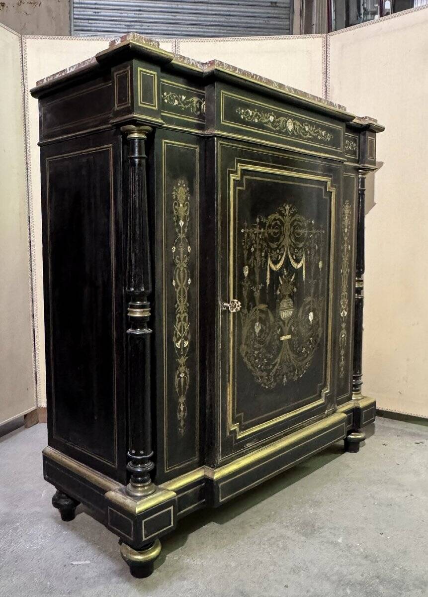 "Boulle" furniture with a support height in gilded brass marquetry from the Napoleonic era.
