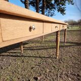 Farm table