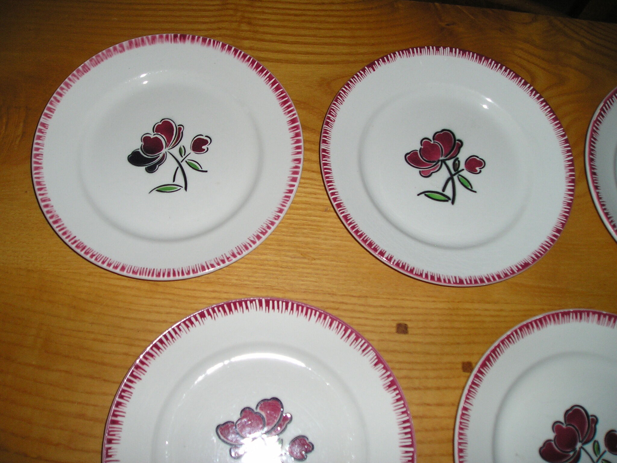Service de table de 10 assiettes plates et 10 creuses Badonviller