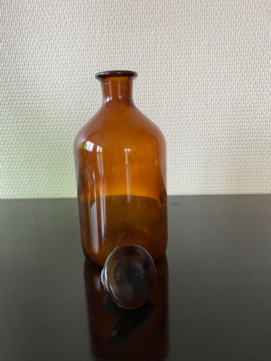 Apothecary bottle