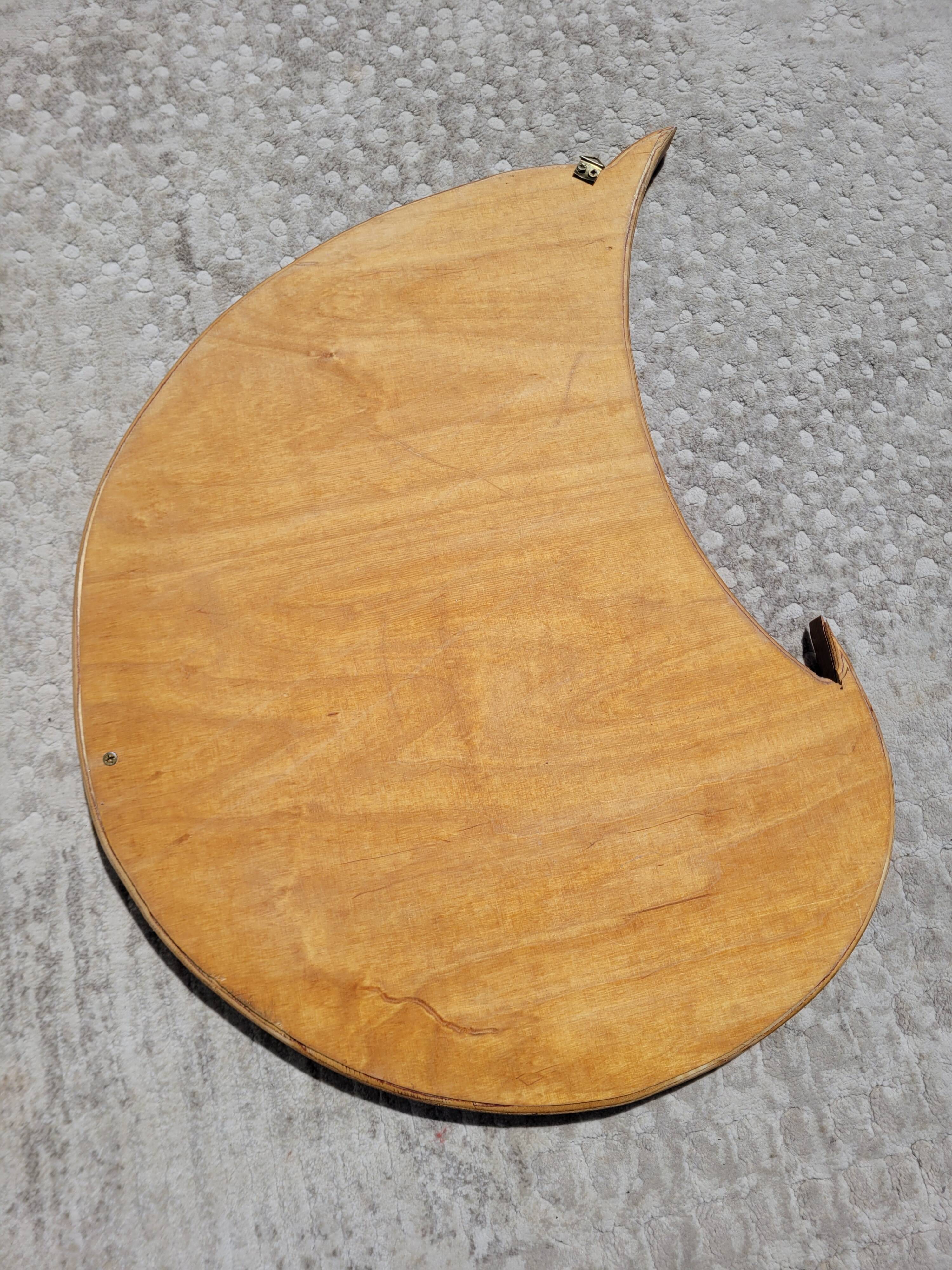 Free-form vintage mirror