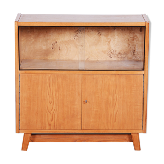 Mid Century Modern cabinet made in 1940s Czechia. Original condition