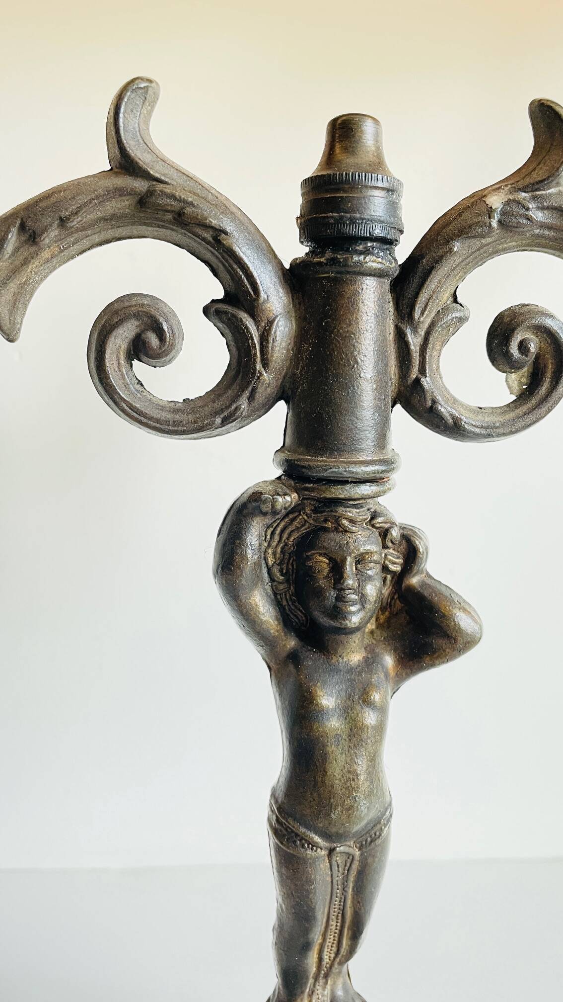 Little angel table candle holder