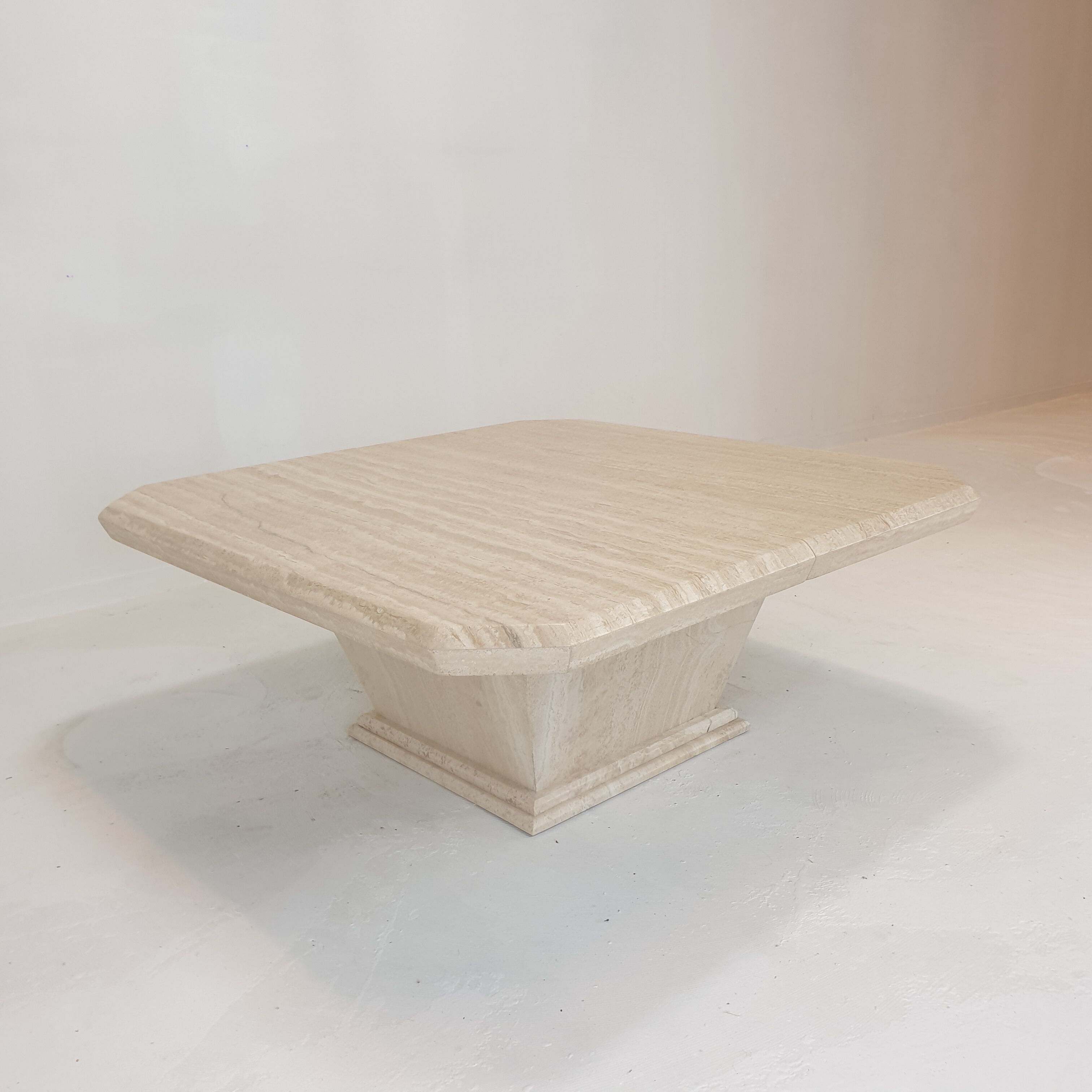 Italian Travertine Bar table or Coffee Table, 1980s