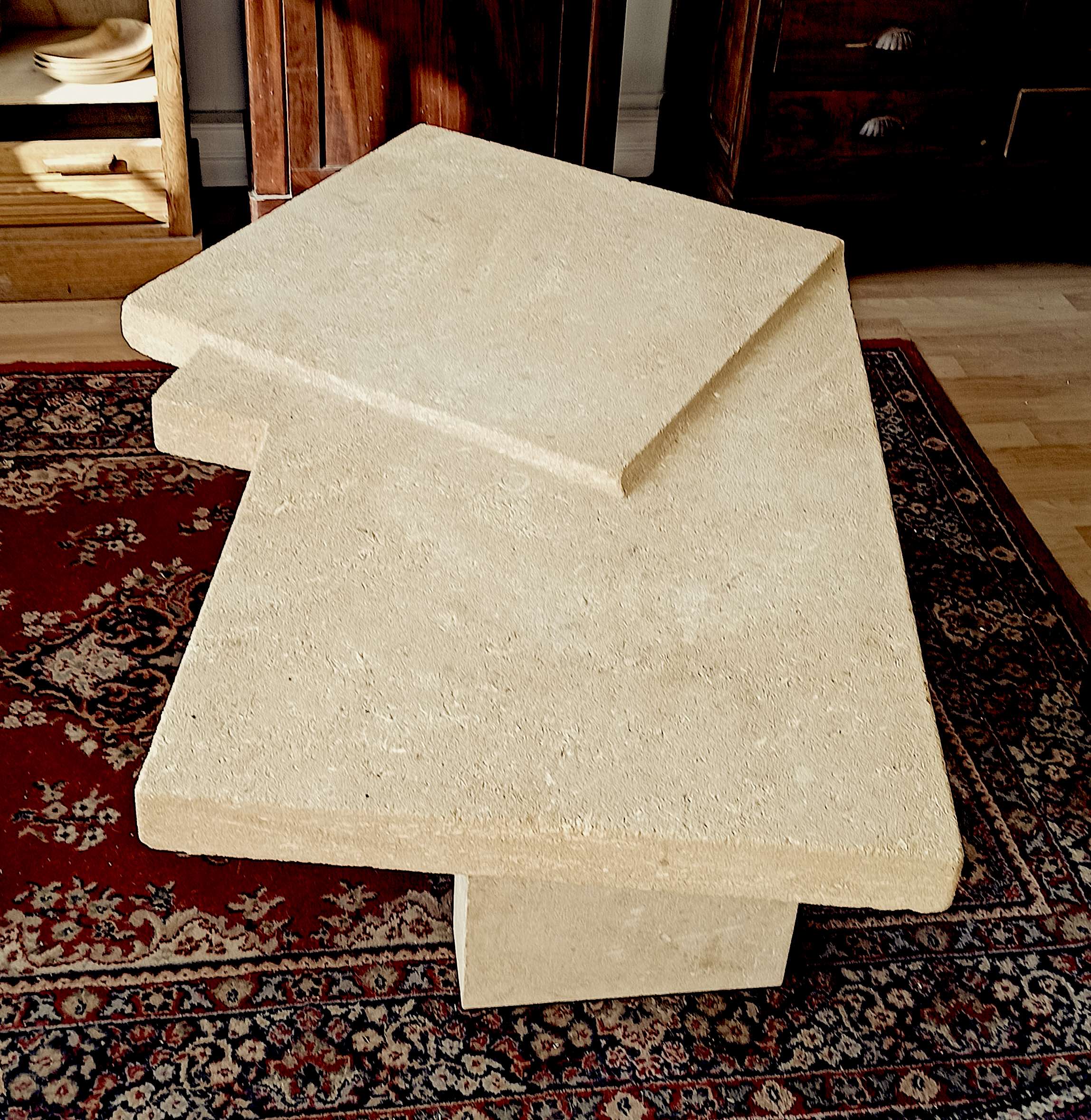 Brutalist coffee table 70s natural stone of Les Eyzies