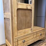 Mirror doors cabinet