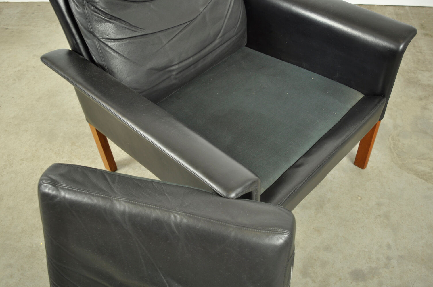 Leather armchair, high model d500 by Hans Olsen for CS Møbler Glostrup Denmark 1960s