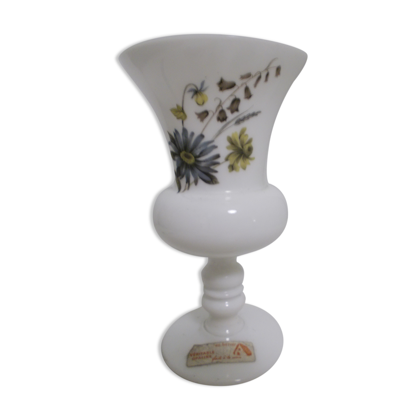 White opaline cut with flowers Creation Clary Paris