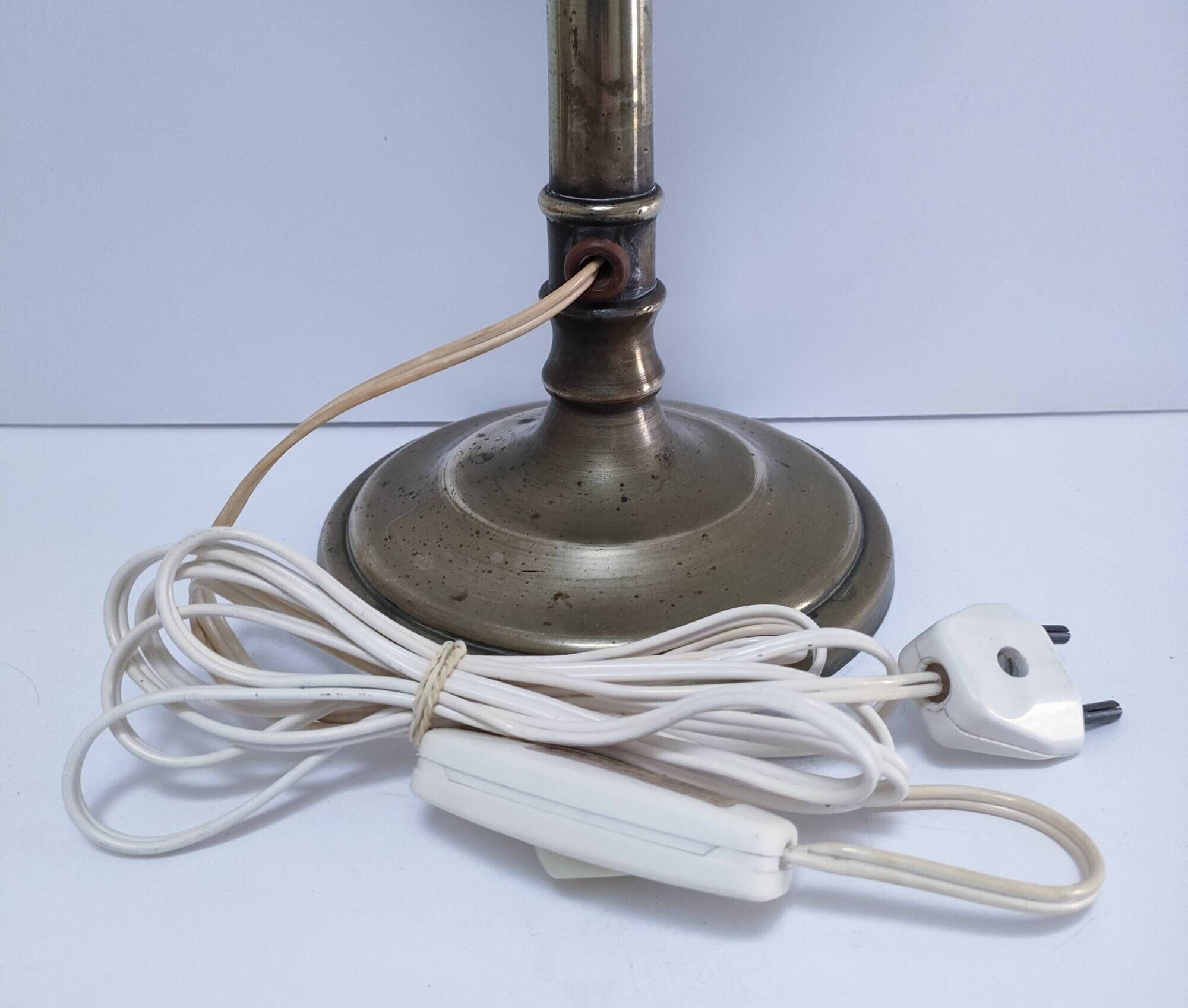 brass glass art deco lamp