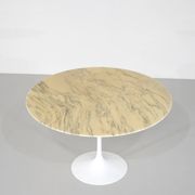 Dining table "Tulip" by Eero Saarinen for Knoll International - 1960s