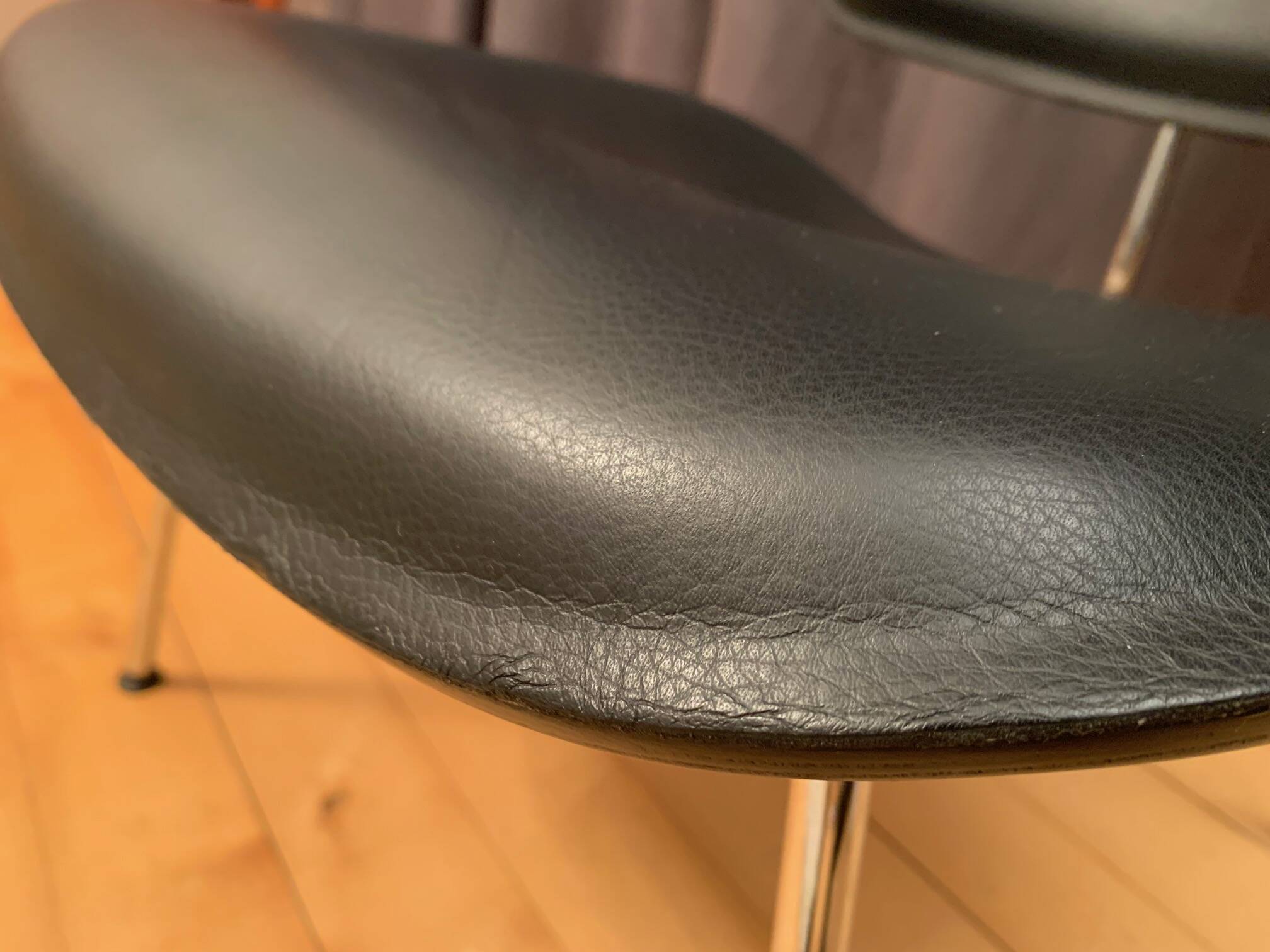 Leather armchair LCM designed by Charles & Ray Eames, Vitra