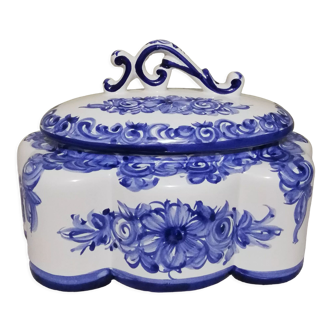 Delft earthenware tureen