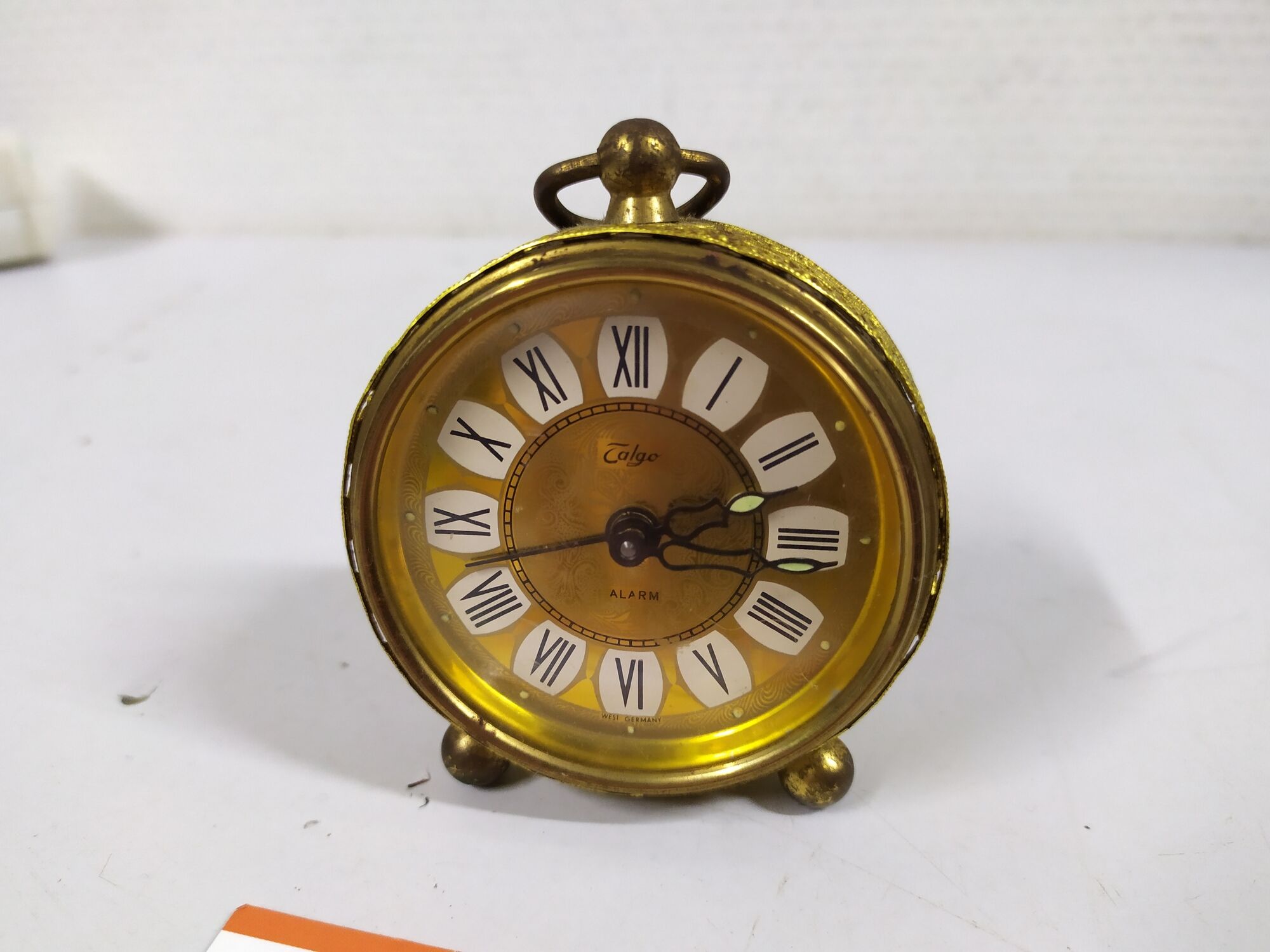 beautiful little golden mechanical alarm clock - vintage - TALGO - works