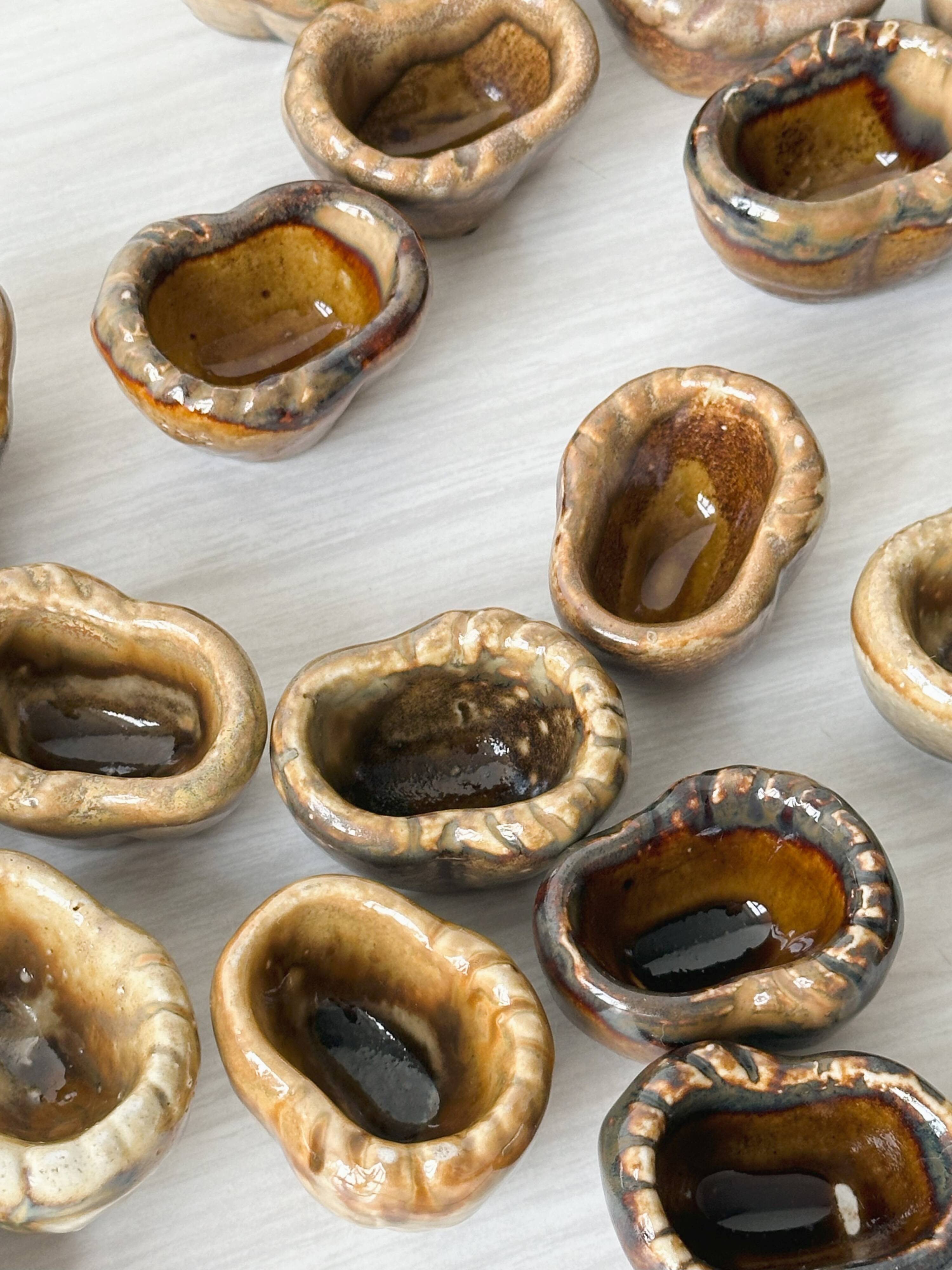 24 flambéed ceramic snail cups