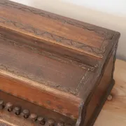 Antique carved wooden cigarette box – Functional push-button dispenser