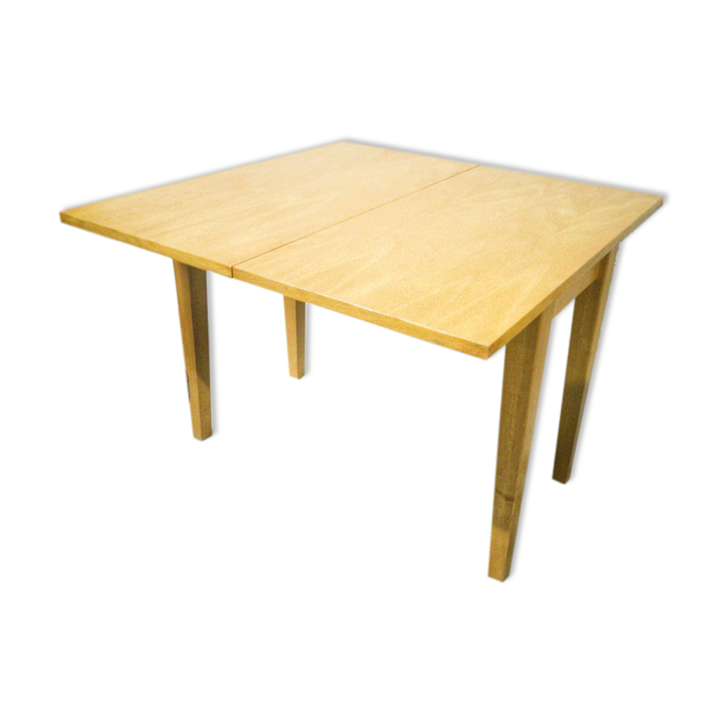 Children's wallet table