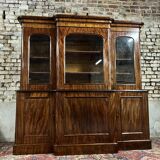Projection bookcase in flamed mahogany from the 19th century