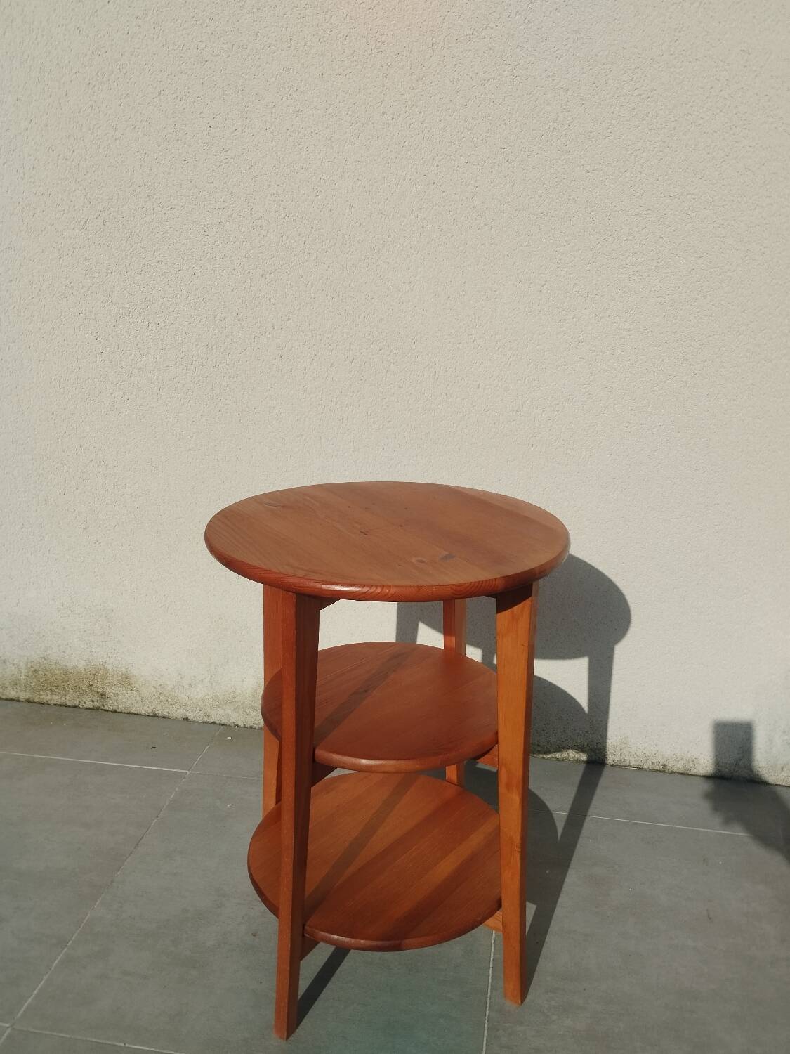 Guéridon en bois design scandinave