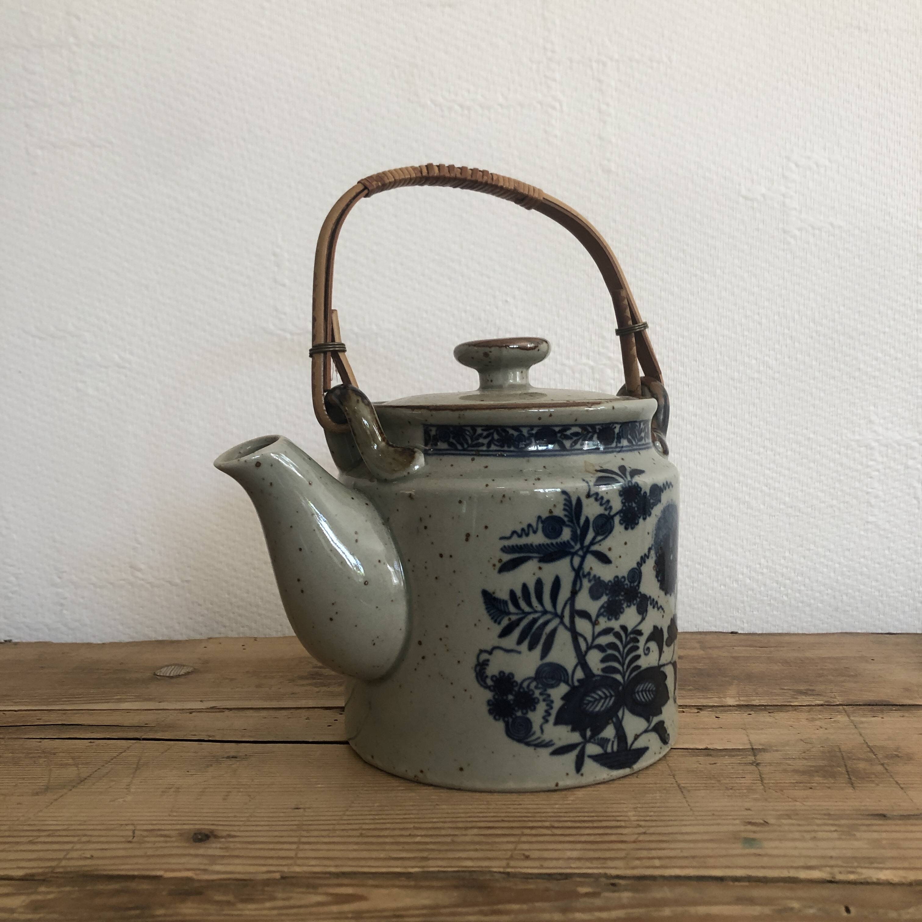 Tea-pot