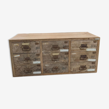 Meuble de métier à tiroir