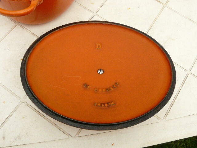 Orange casserole Le Creuset 50s