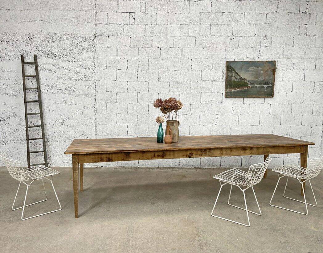 Fir table from the 1900s