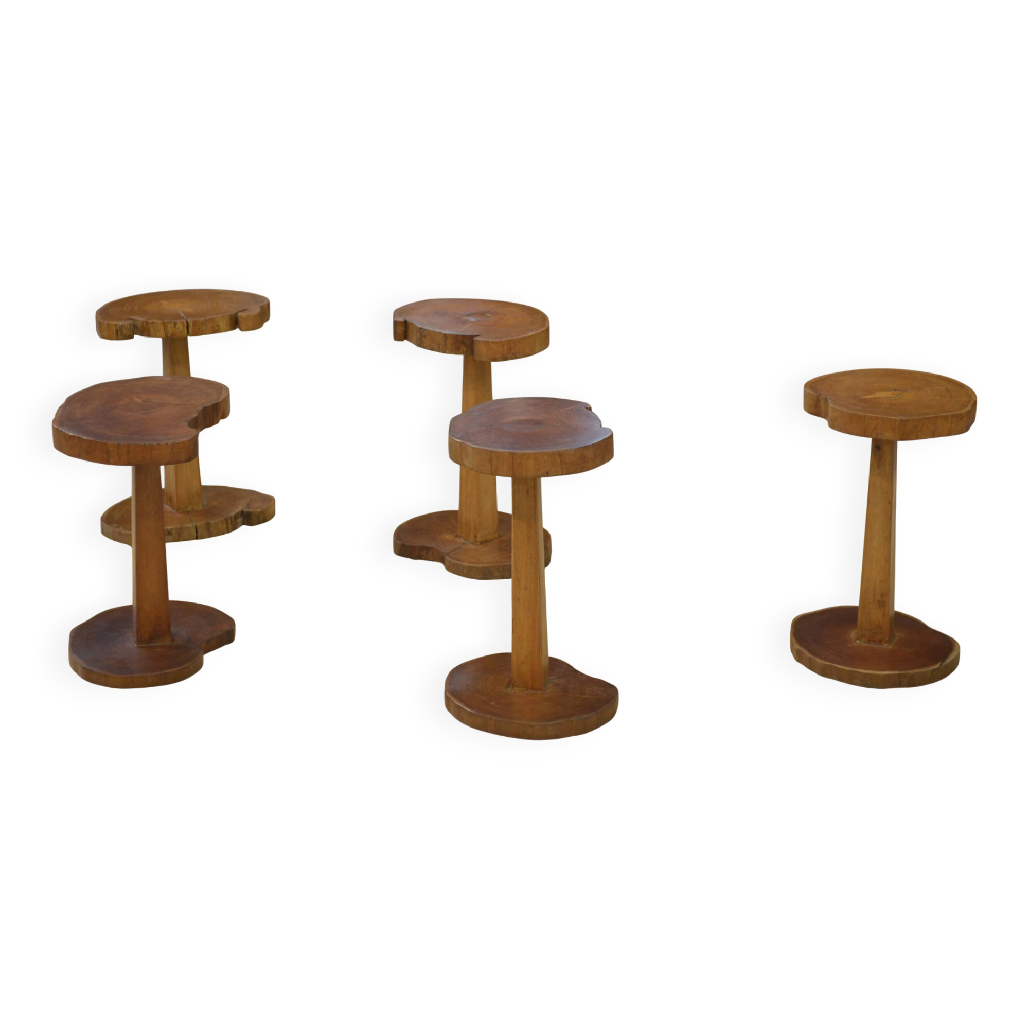 Ensemble de 5 tables d’appoint brutalistes en palissandre 1960’s