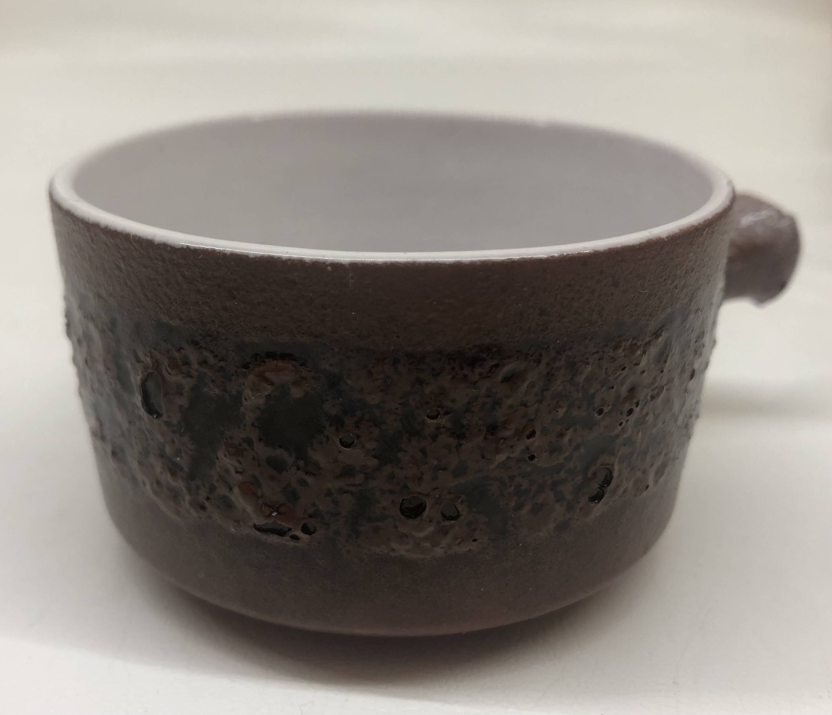 Set of 4 ceramic bowls