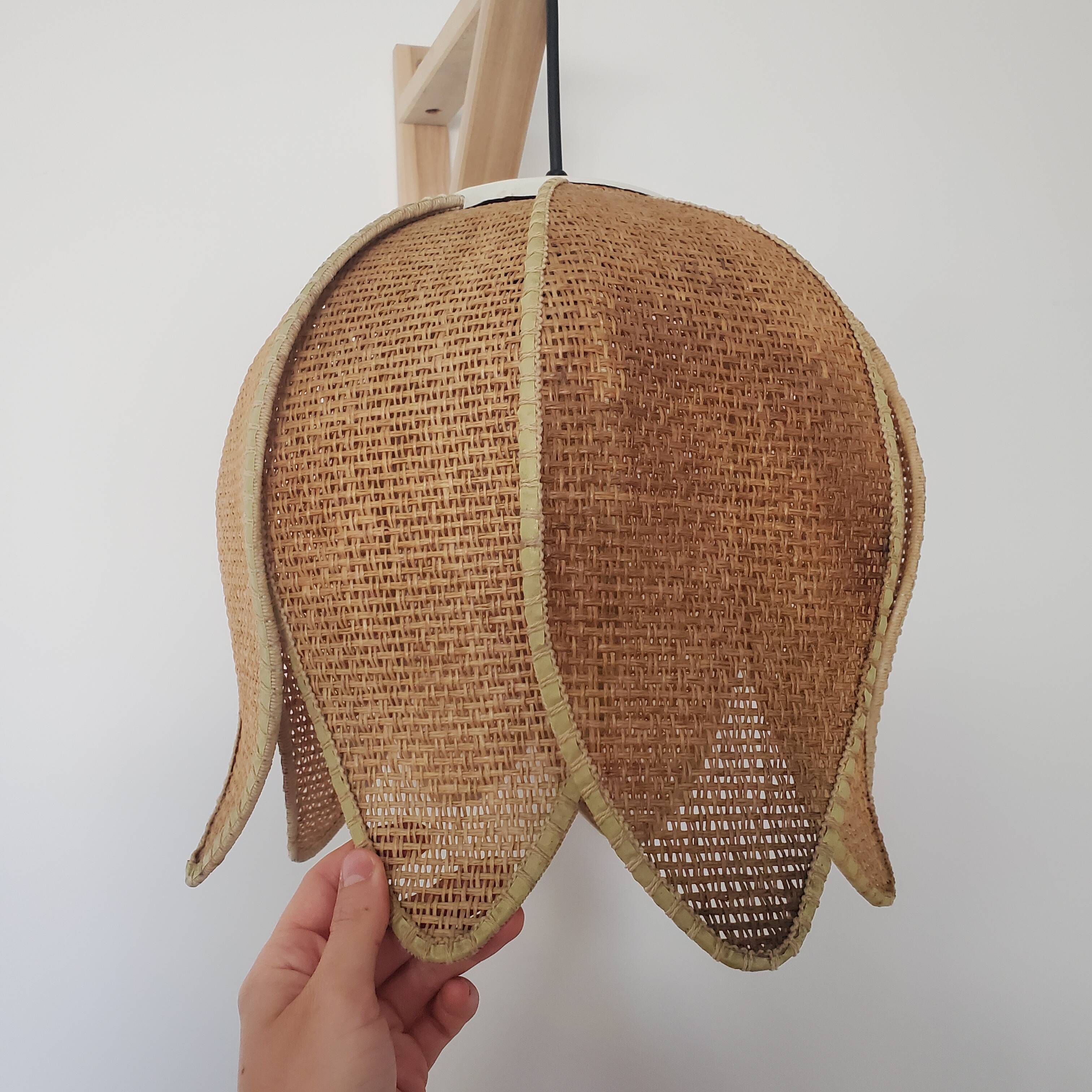 Vintage raffia flower pendant lamp