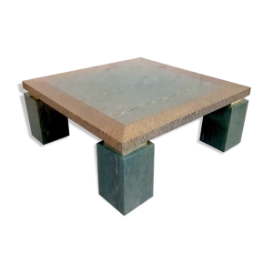 Table basse en bois exotique