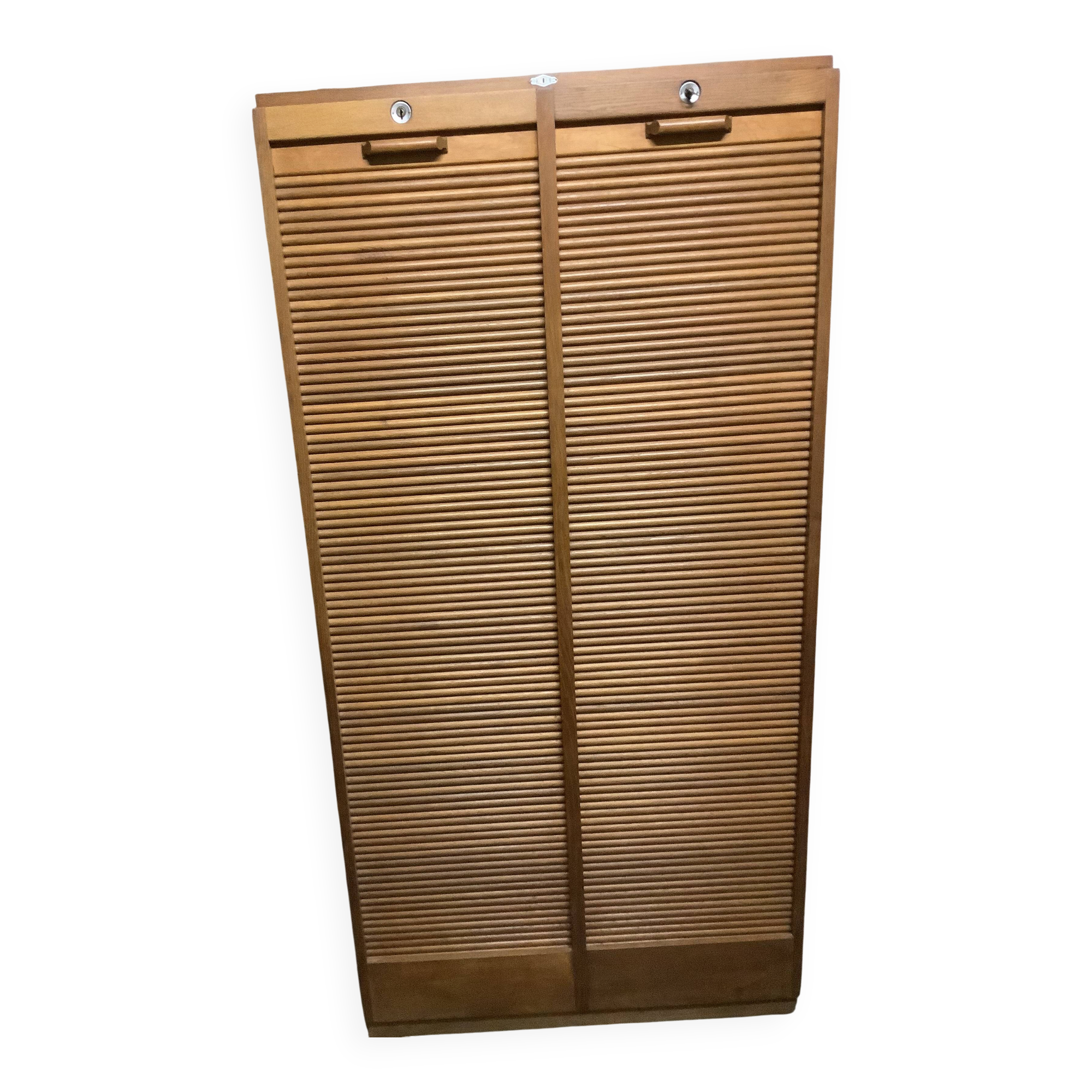 Double curtain louvered furniture