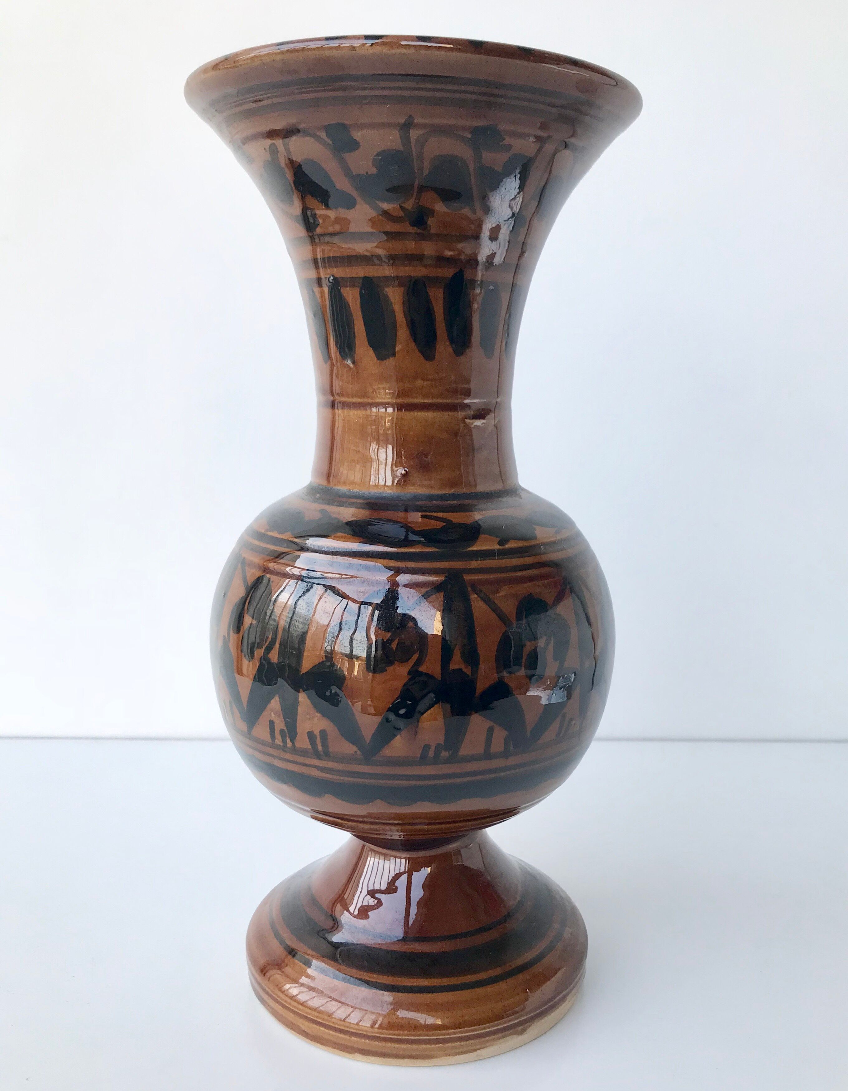 Old Kabyle vase