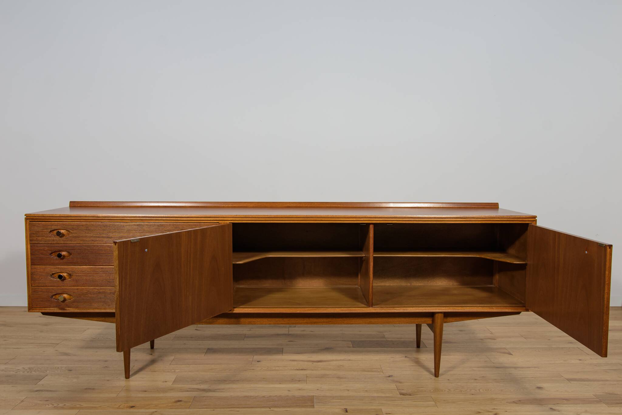 Mid-Century rosewood sideboard  by Robert Heritage for Archie Shine, United Kingdom, 1950s