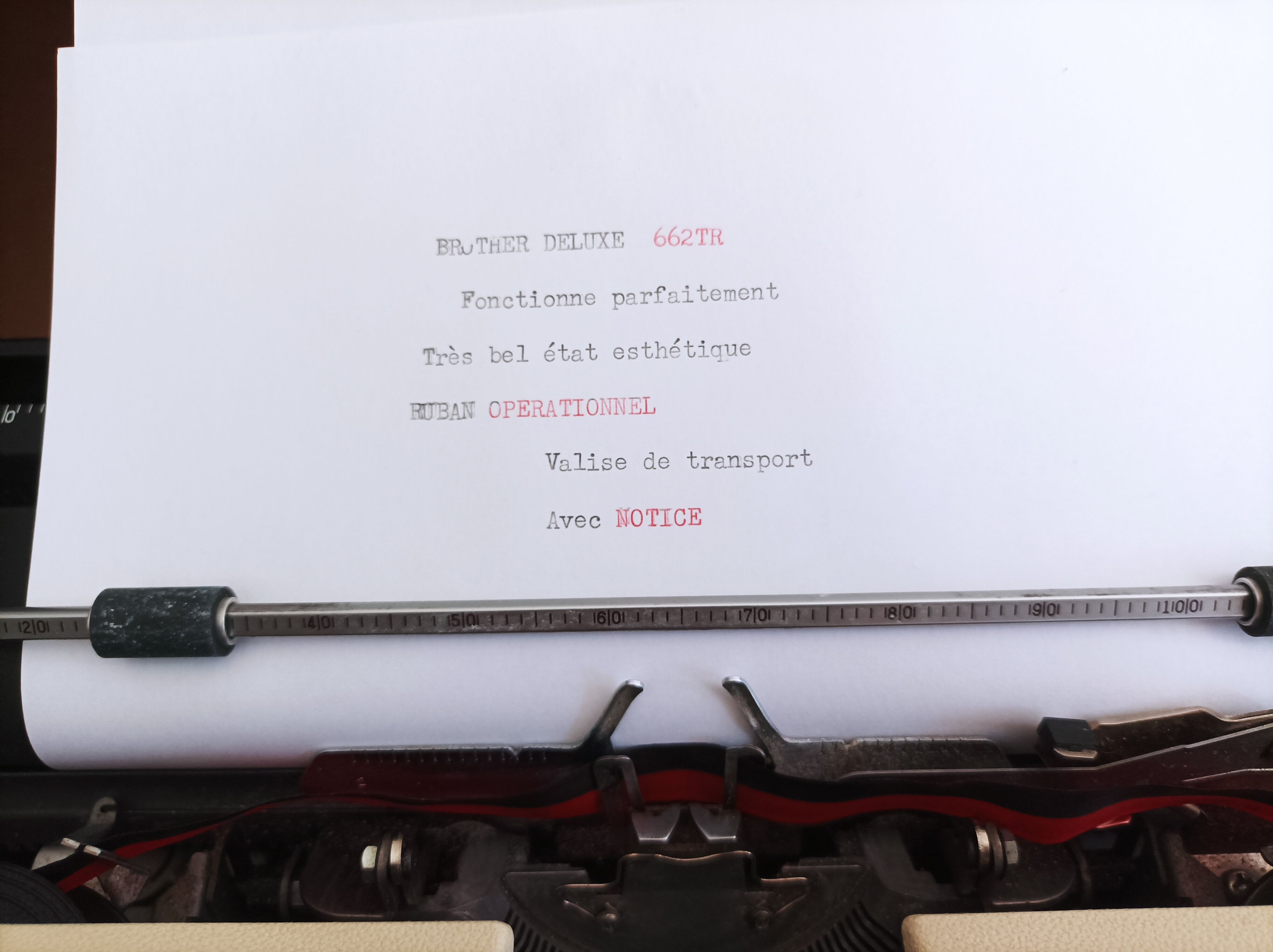Brother Deluxe 662 TR Typewriter