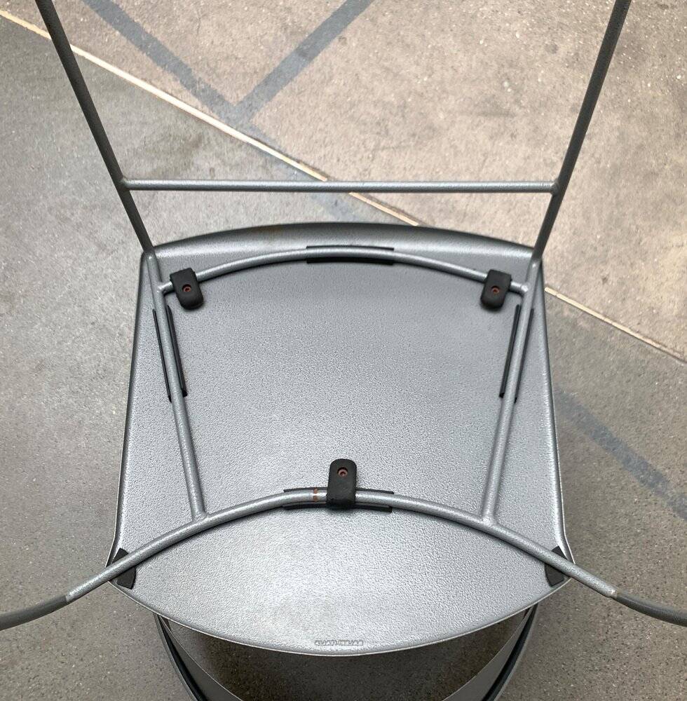 Set of stackable chairs model Juliette in postmodern Italian metal by Hannes Wettstein for Cerruti Baleri, 1980s.