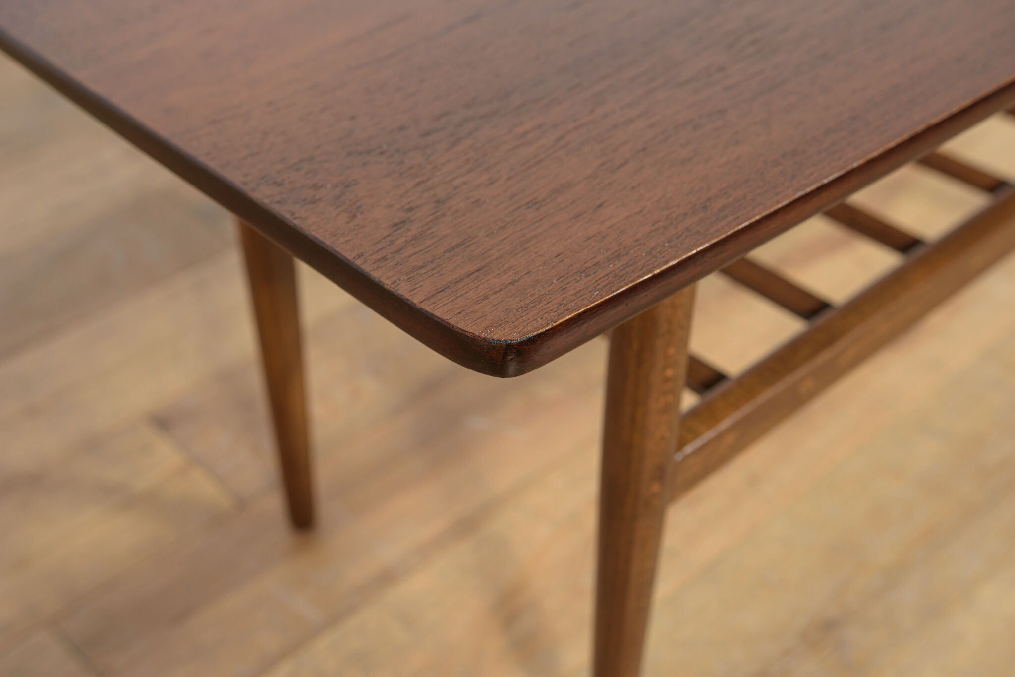 Table basse en teck du milieu du siècle, Danemark, années 1960