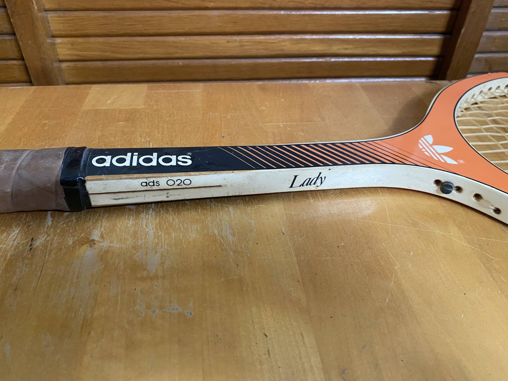 Vintage adidas lady wooden tennis racket + adidas vintage cover #e19