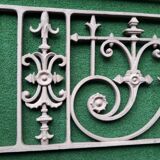 Pair bodyguards 135x31.5cm cast