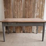 Farm table