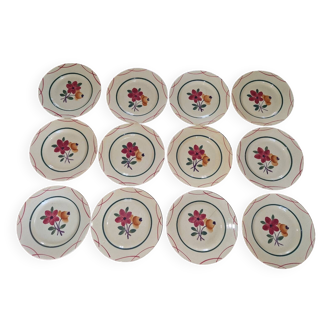 Set of 12 vintage dessert plates from the 1930s, old floral pattern in Faience de Gien