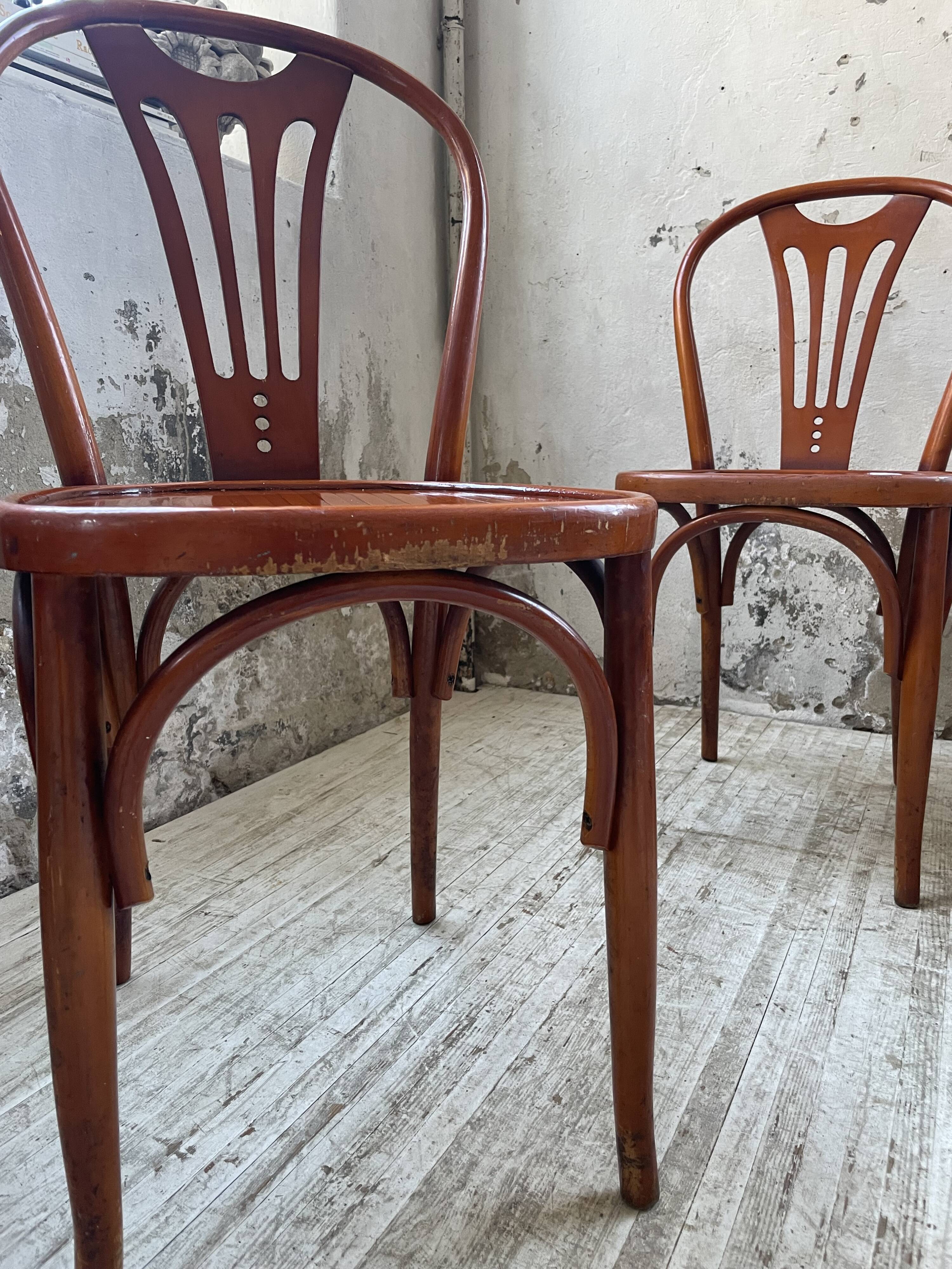 6 bistro chairs