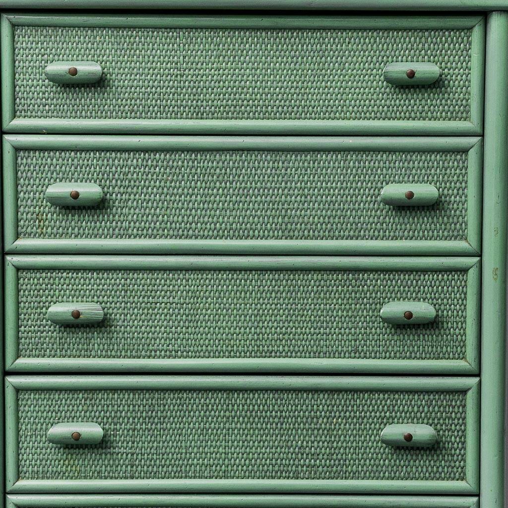 Cassettiera vintage rattan intrecciato verde anni ’60 modernariato