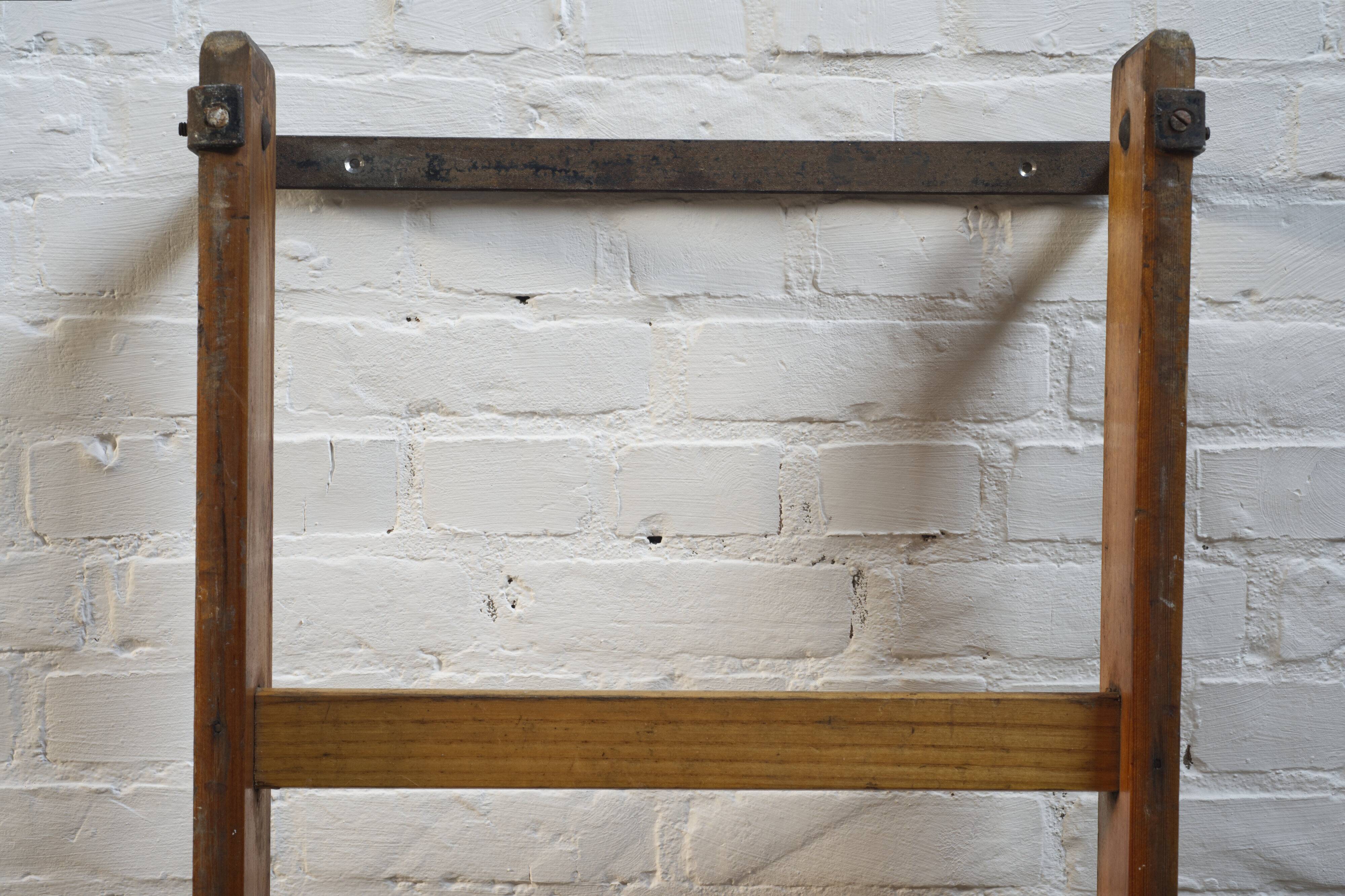 Échelle d'escalade en pin vintage