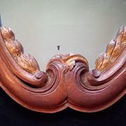 Mirror carved in oak with golden laurel leaves - early 19th century
