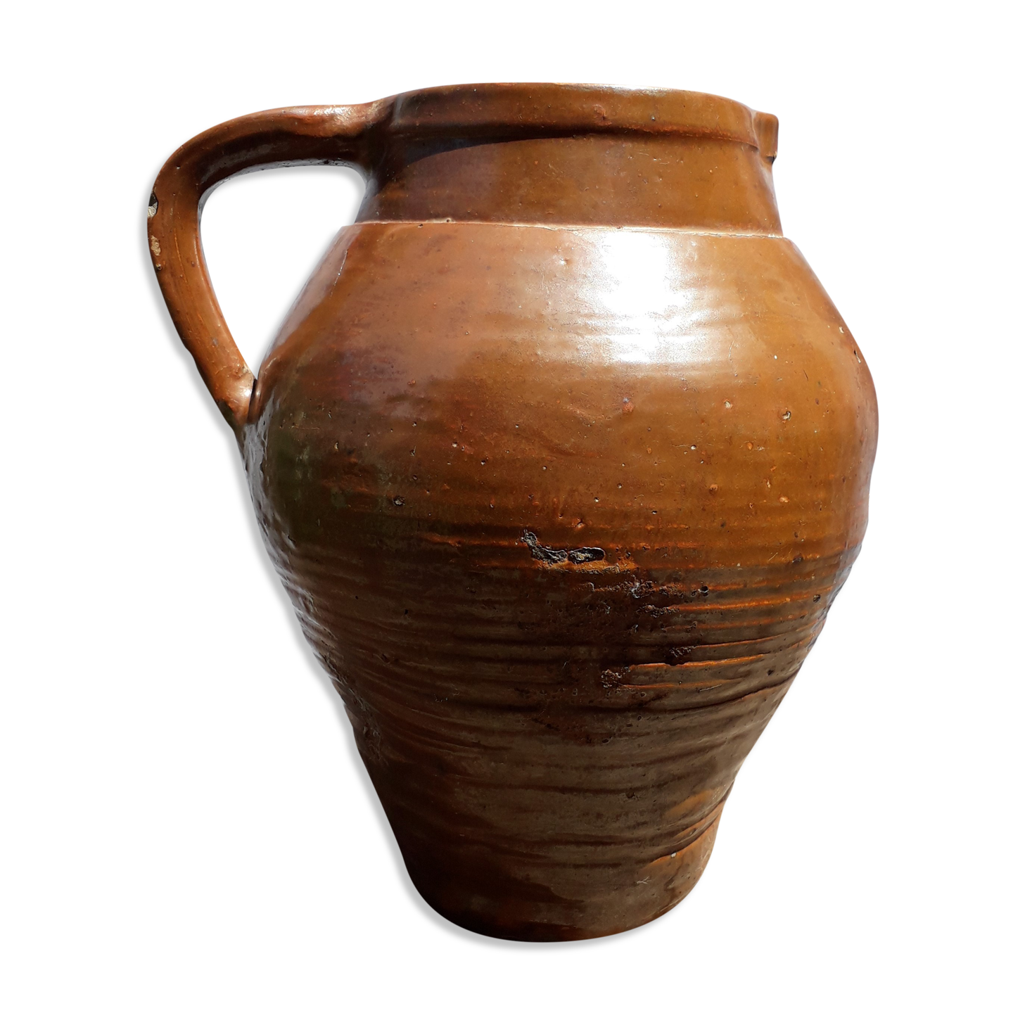 Milk broc in sandstone