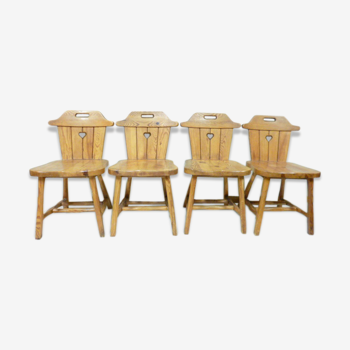 Lot of 4 1970 cottage style pine chairs