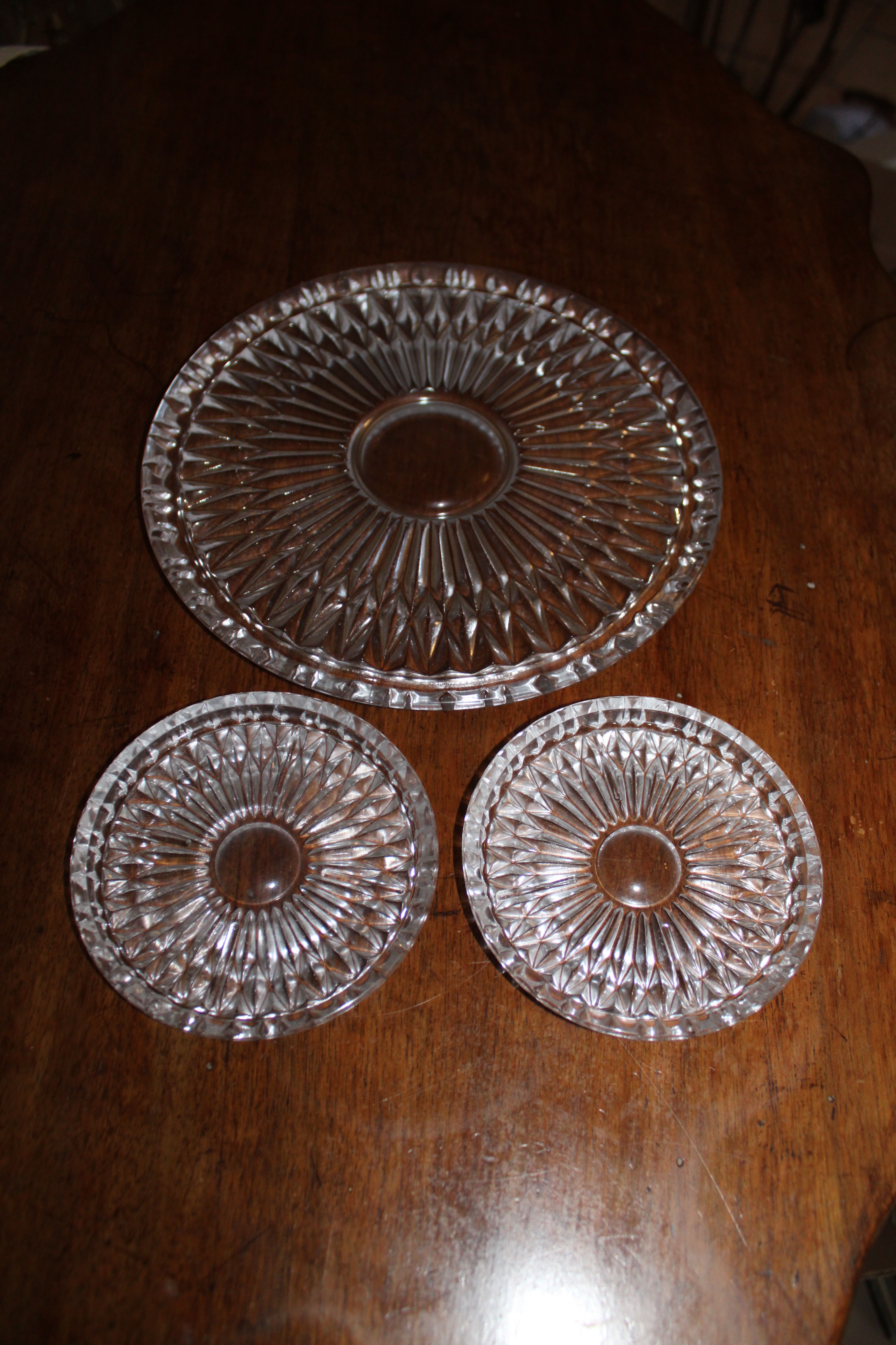 Set of flat underside and 2 vintage bottle unders