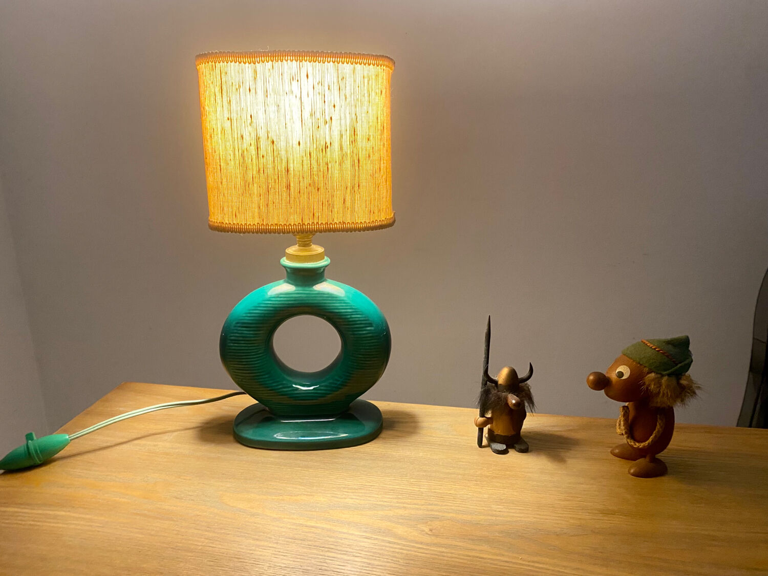 Table lamp in art ceramic Bordeaux