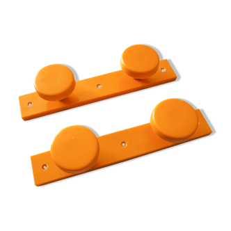 Double orange hooks 70's
