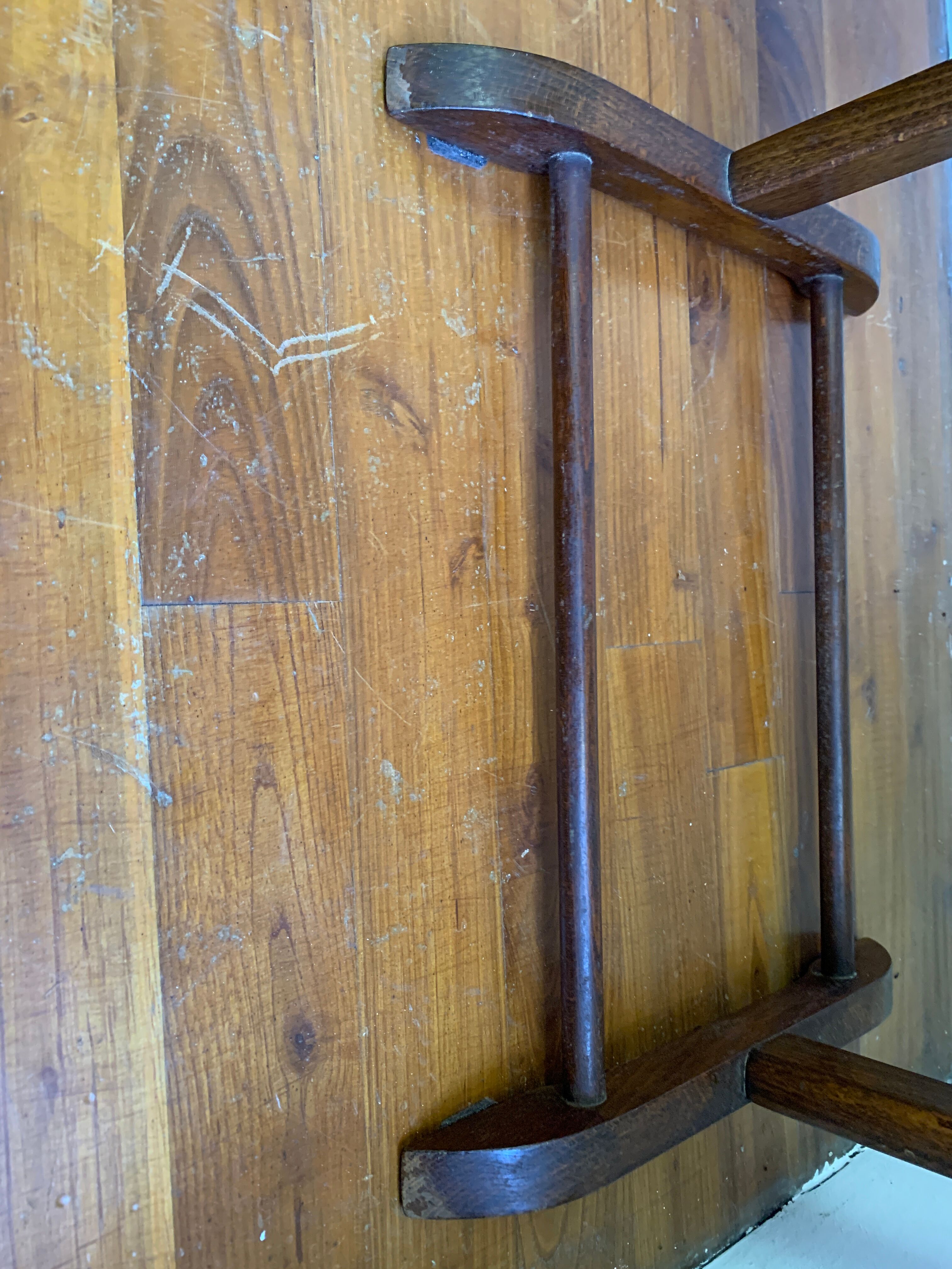 Wooden valet